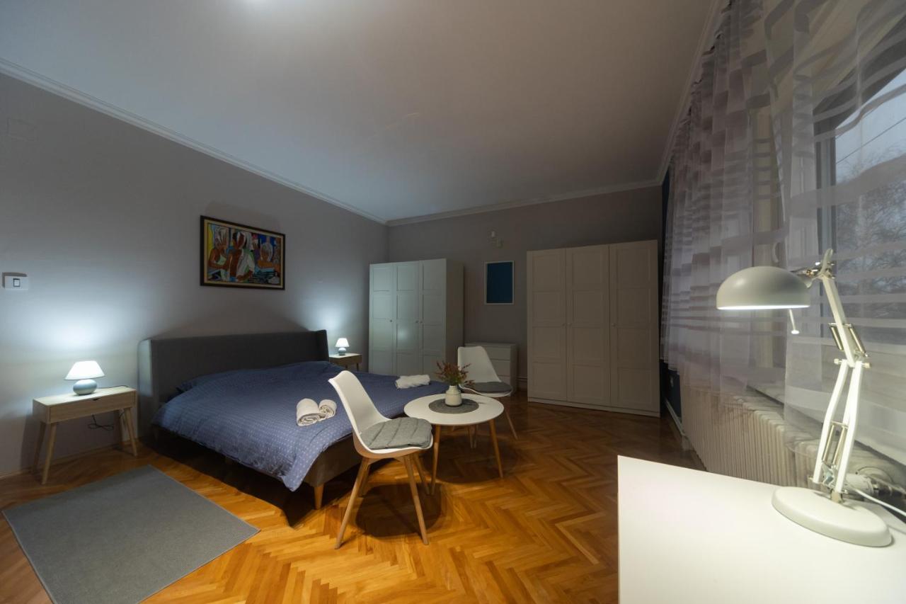Apartman Komfor Premium ซูโบติกา ภายนอก รูปภาพ